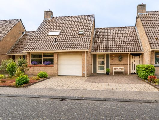 Hoofdfoto van Hoogezand Essenweg 22