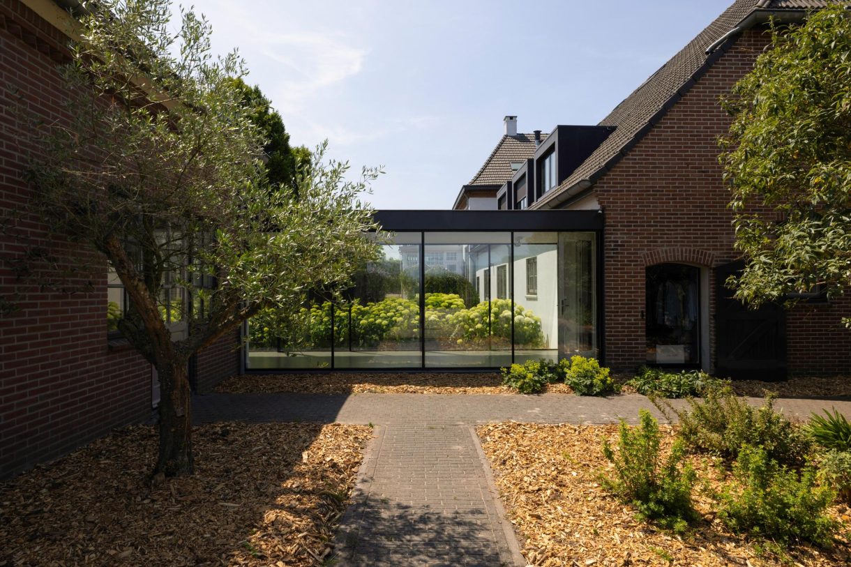 Te koop: Foto Woonhuis aan de Waaldijk 9 in Andelst