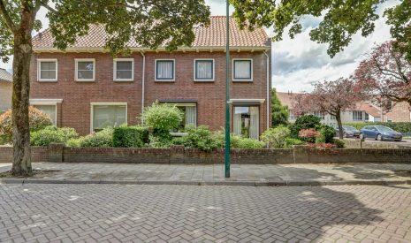Hoofdfoto van Dongen Prins Bernhardstraat 26