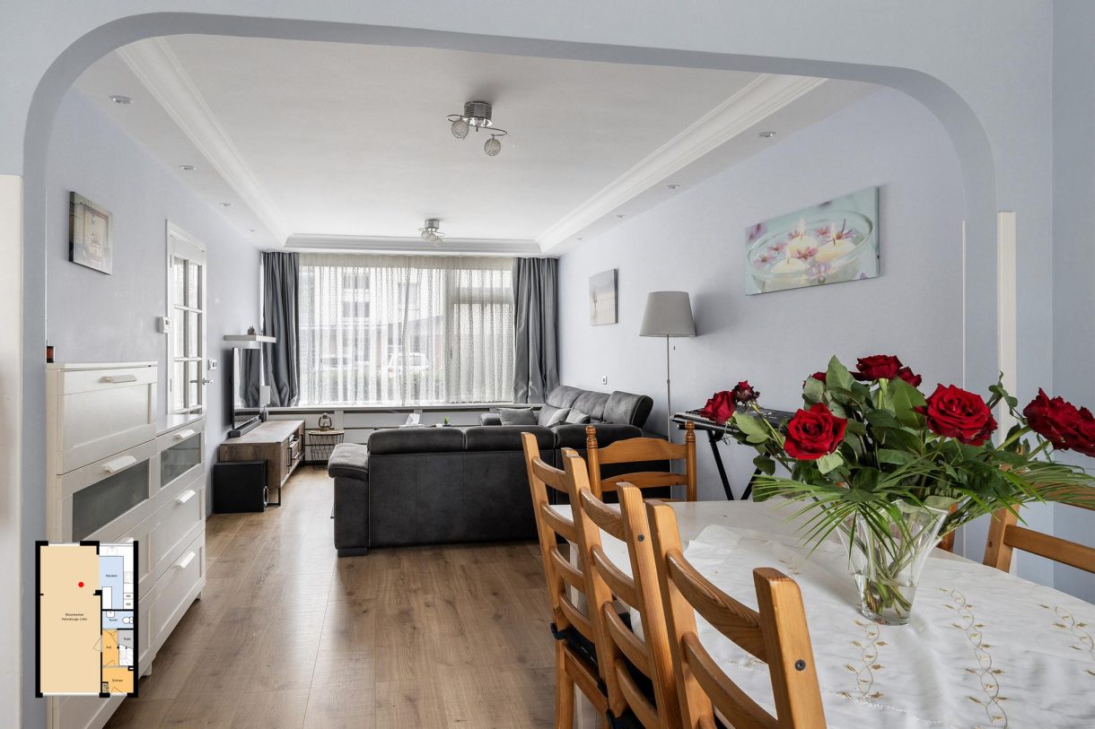 Te koop: Foto Woonhuis aan de Marinus van der Stoepstraat 8 in Vlaardingen