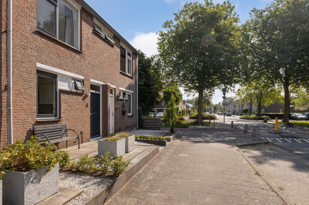 Te koop: Foto Woonhuis aan de Vaartuigenlaan 4 in Woerden