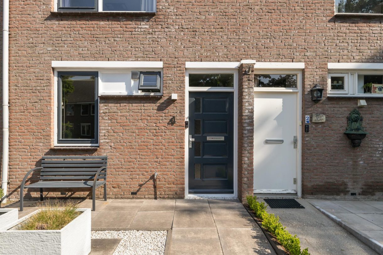 Te koop: Foto Woonhuis aan de Vaartuigenlaan 4 in Woerden