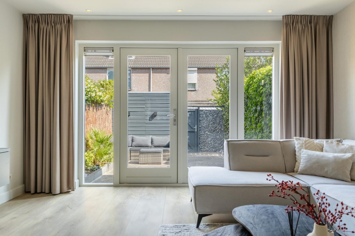 Te koop: Foto Woonhuis aan de Vaartuigenlaan 4 in Woerden