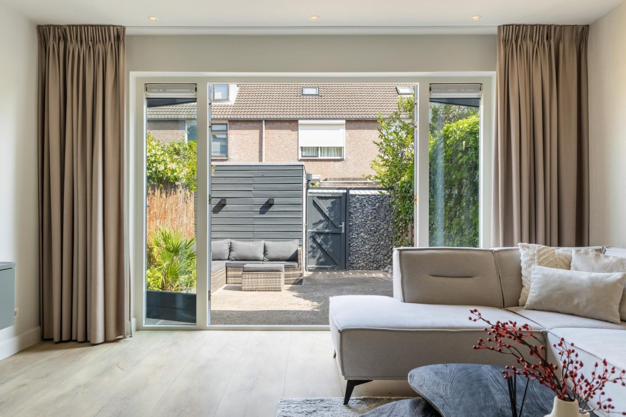 Te koop: Foto Woonhuis aan de Vaartuigenlaan 4 in Woerden