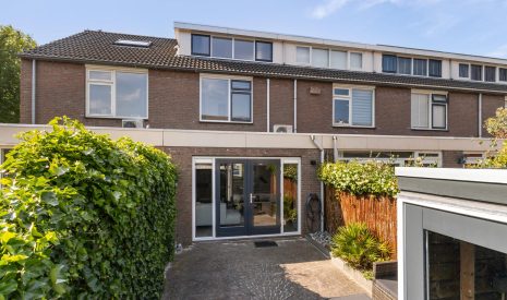 Te koop: Foto Woonhuis aan de Vaartuigenlaan 4 in Woerden