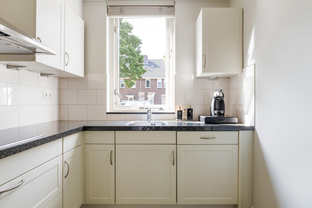 Te koop: Foto Woonhuis aan de Vaartuigenlaan 4 in Woerden