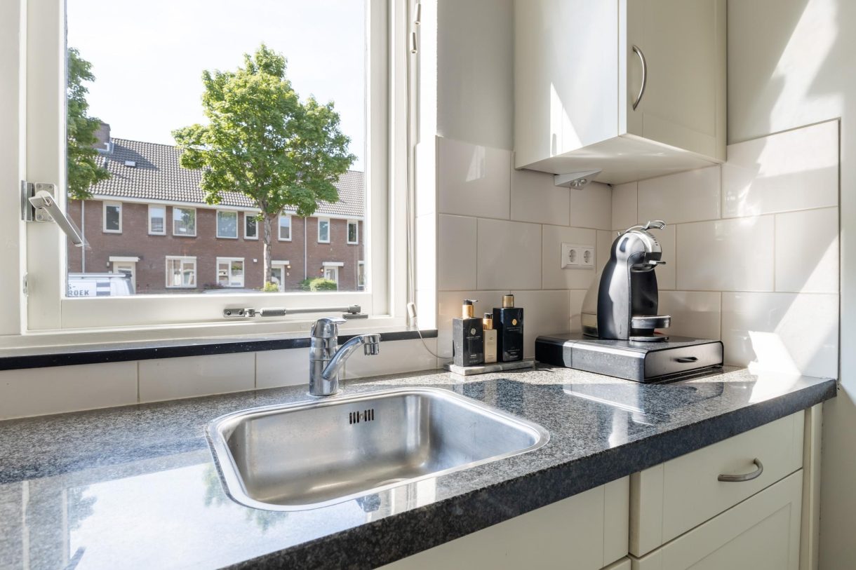 Te koop: Foto Woonhuis aan de Vaartuigenlaan 4 in Woerden