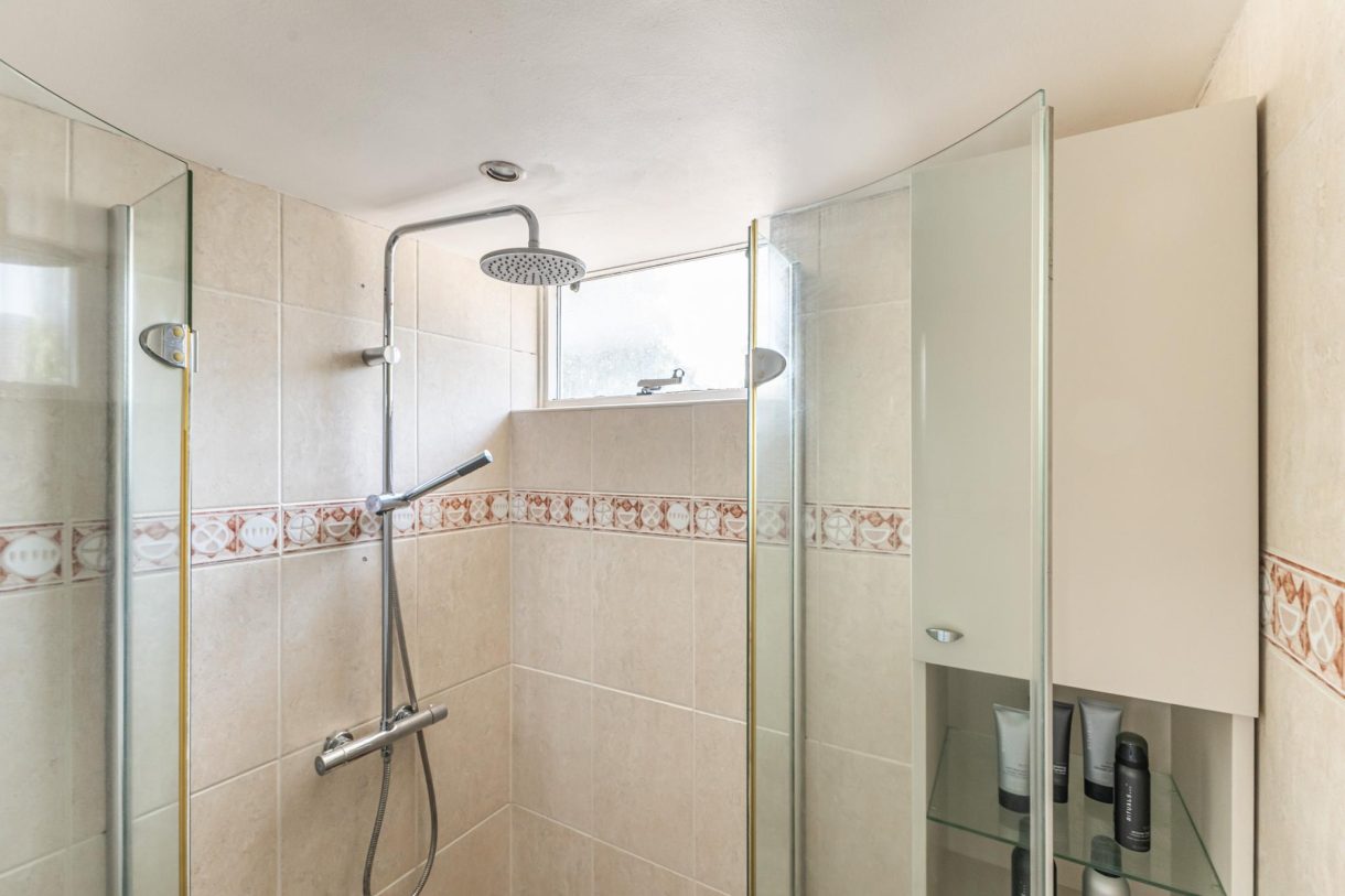 Te koop: Foto Woonhuis aan de Vaartuigenlaan 4 in Woerden