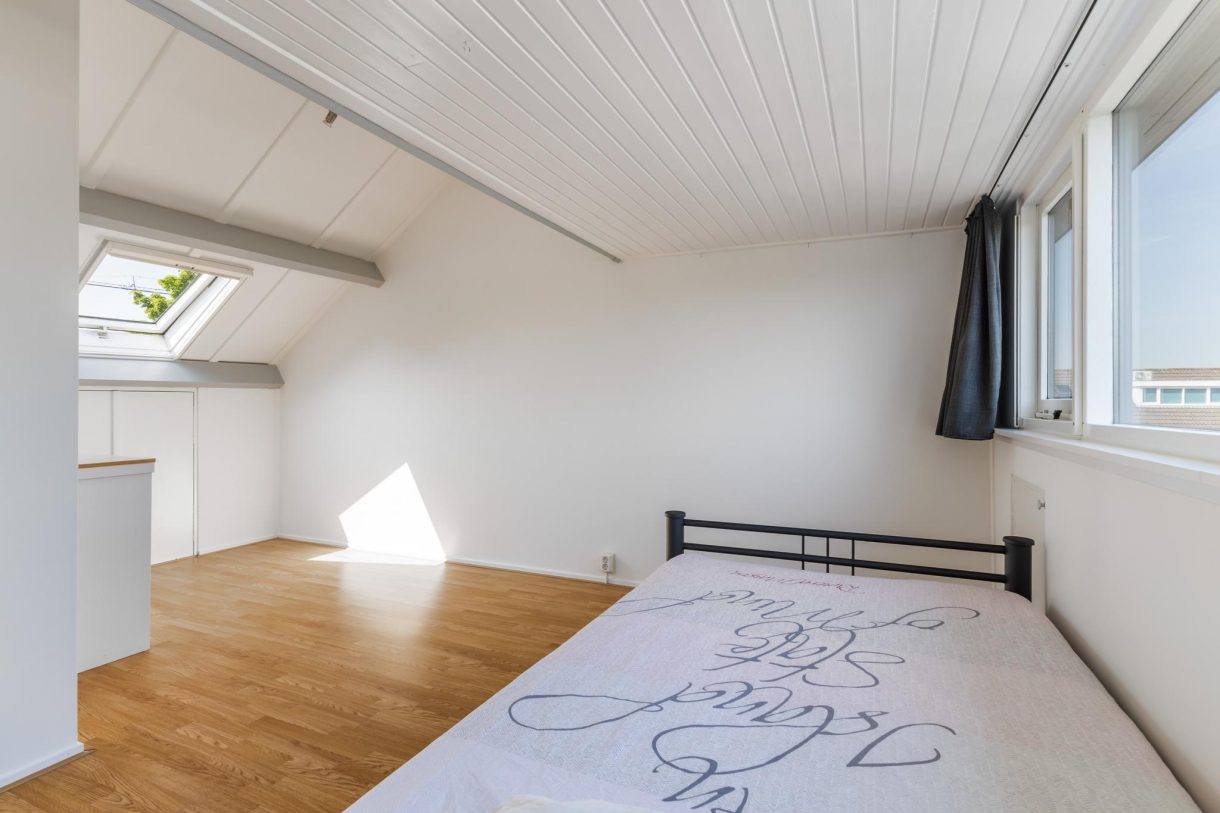 Te koop: Foto Woonhuis aan de Vaartuigenlaan 4 in Woerden