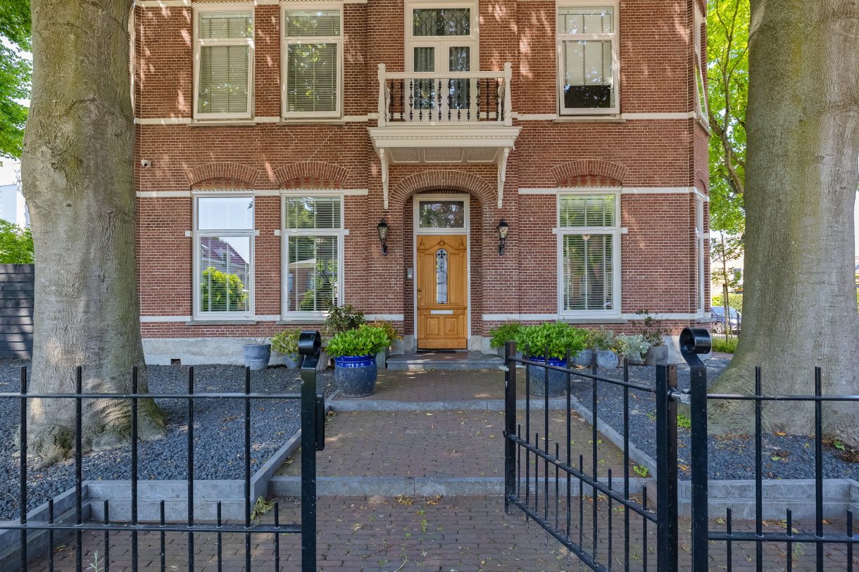 Te koop: Foto Woonhuis aan de Heereweg 304 in Lisse