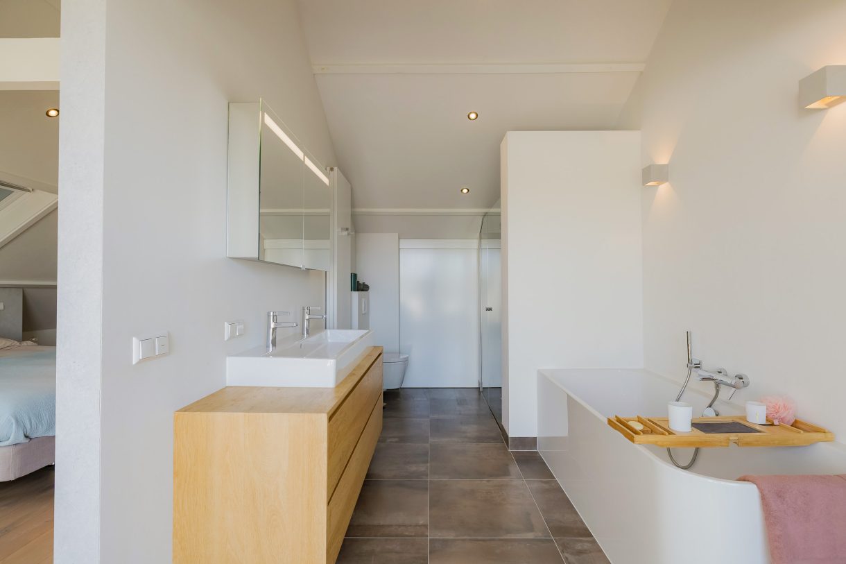 Te koop: Foto Woonhuis aan de Heereweg 304 in Lisse