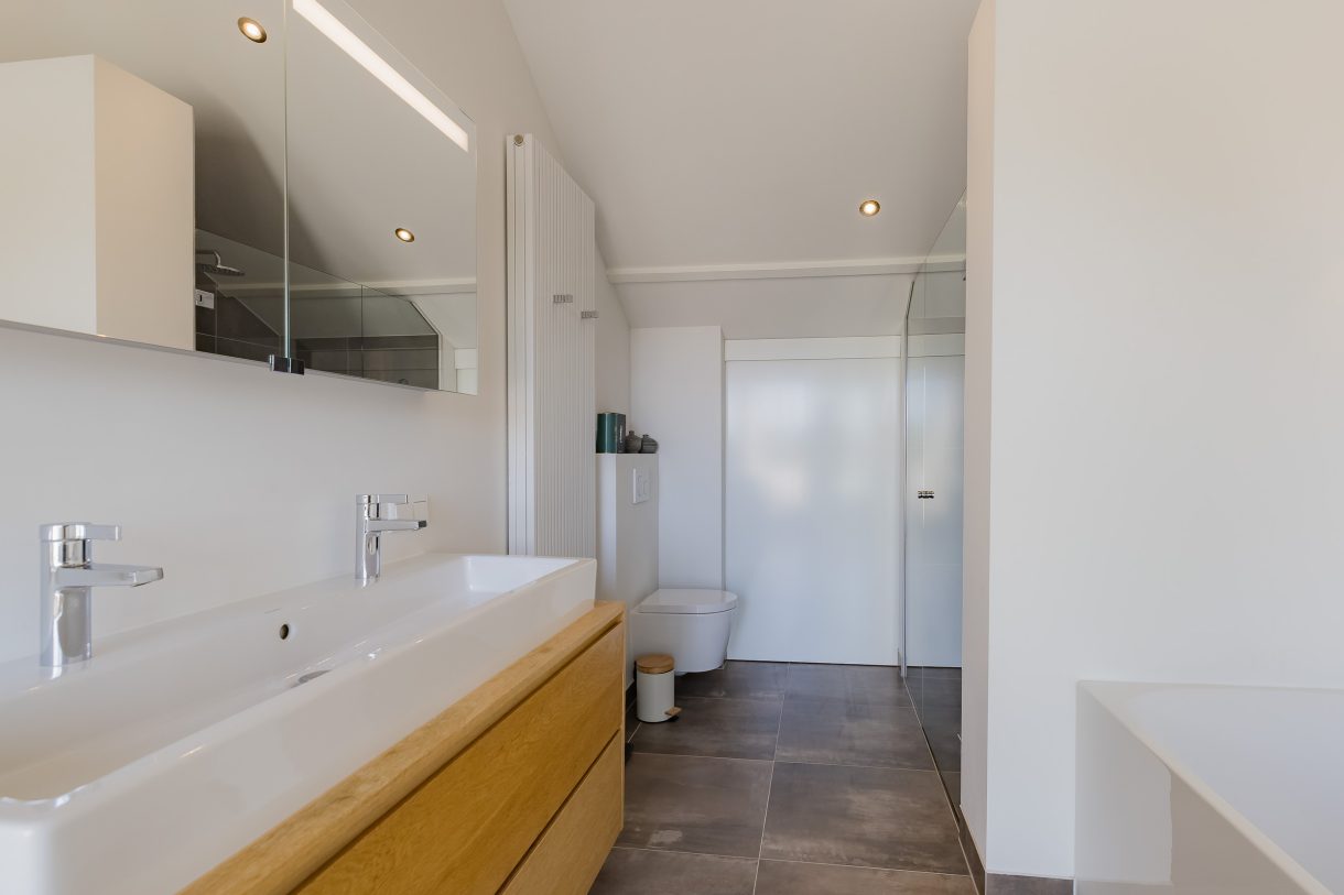 Te koop: Foto Woonhuis aan de Heereweg 304 in Lisse