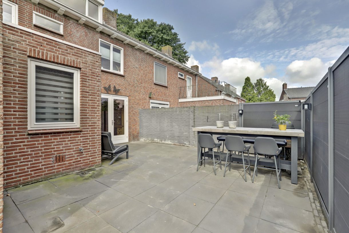 Te koop: Foto Woonhuis aan de van de Poelstraat 7 in Raamsdonksveer