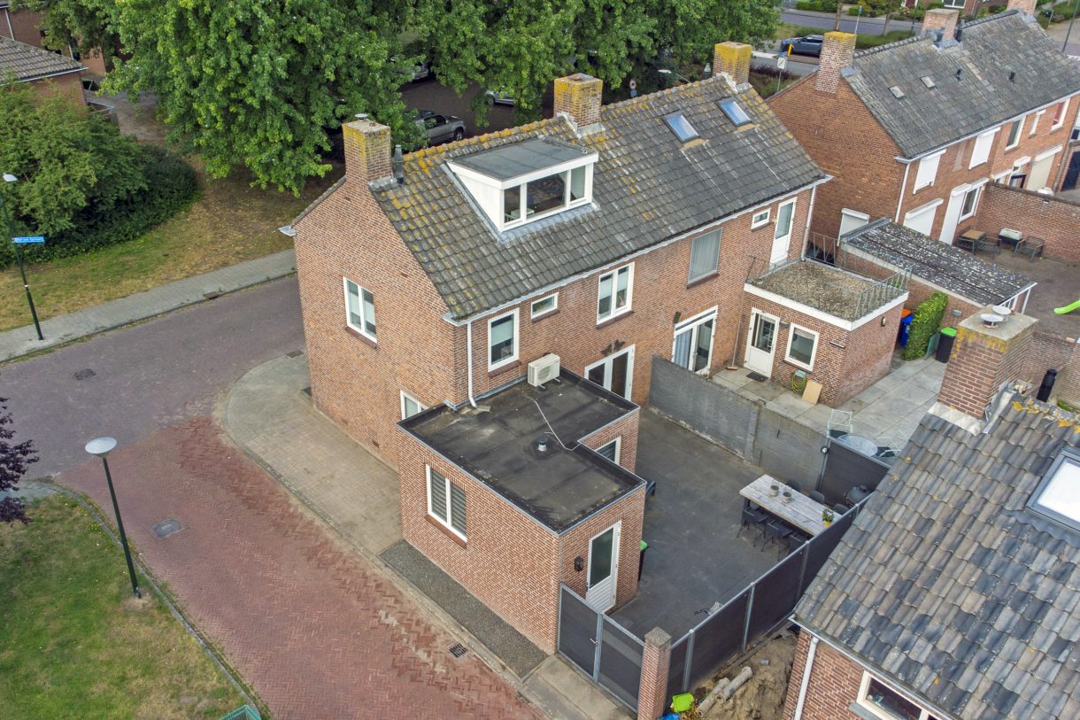 Te koop: Foto Woonhuis aan de van de Poelstraat 7 in Raamsdonksveer