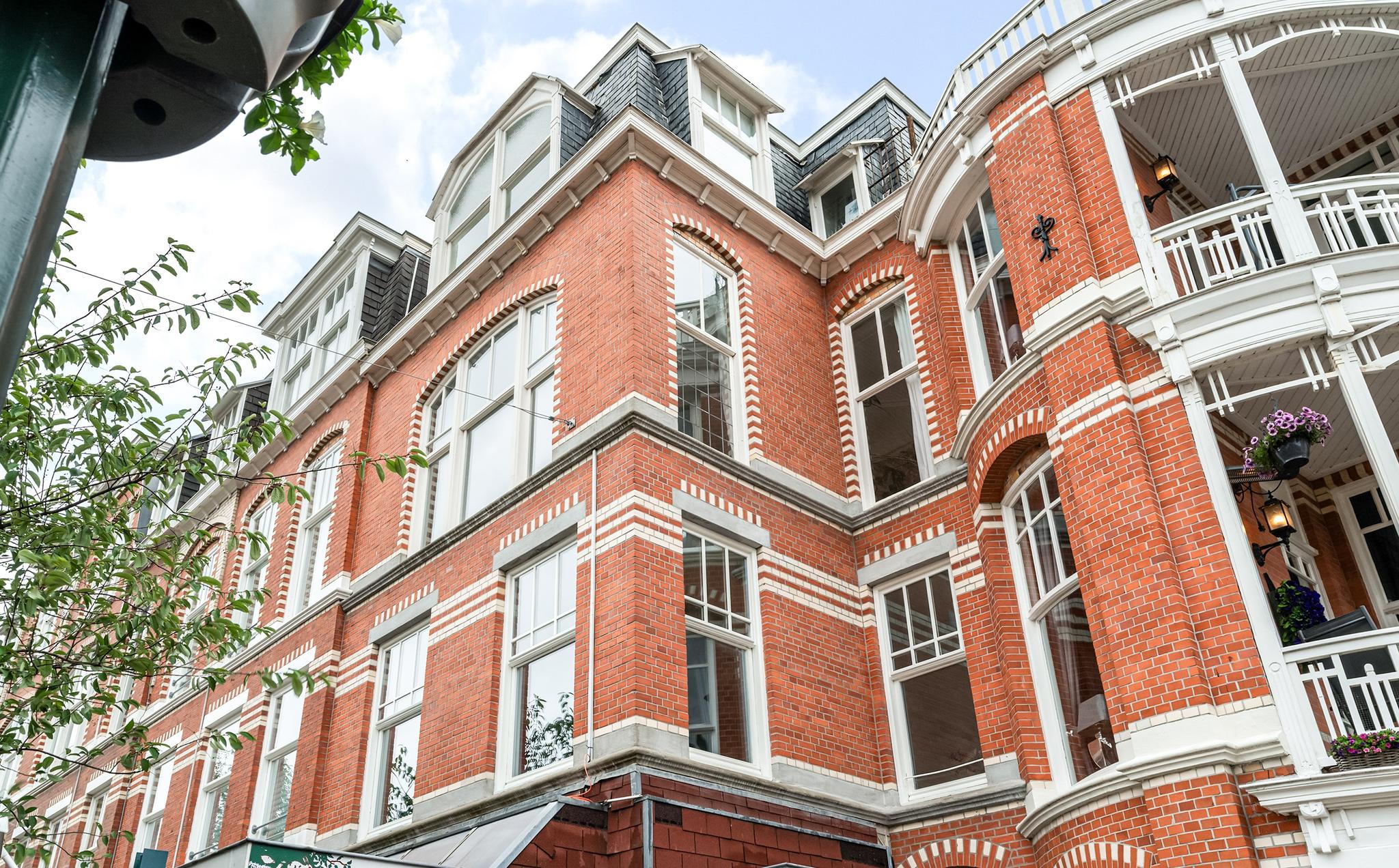 koop  's-Gravenhage  Aert van der Goesstraat 28 – Foto