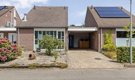 koop  Heythuysen  Bevelandselaan 7 – Hoofdfoto