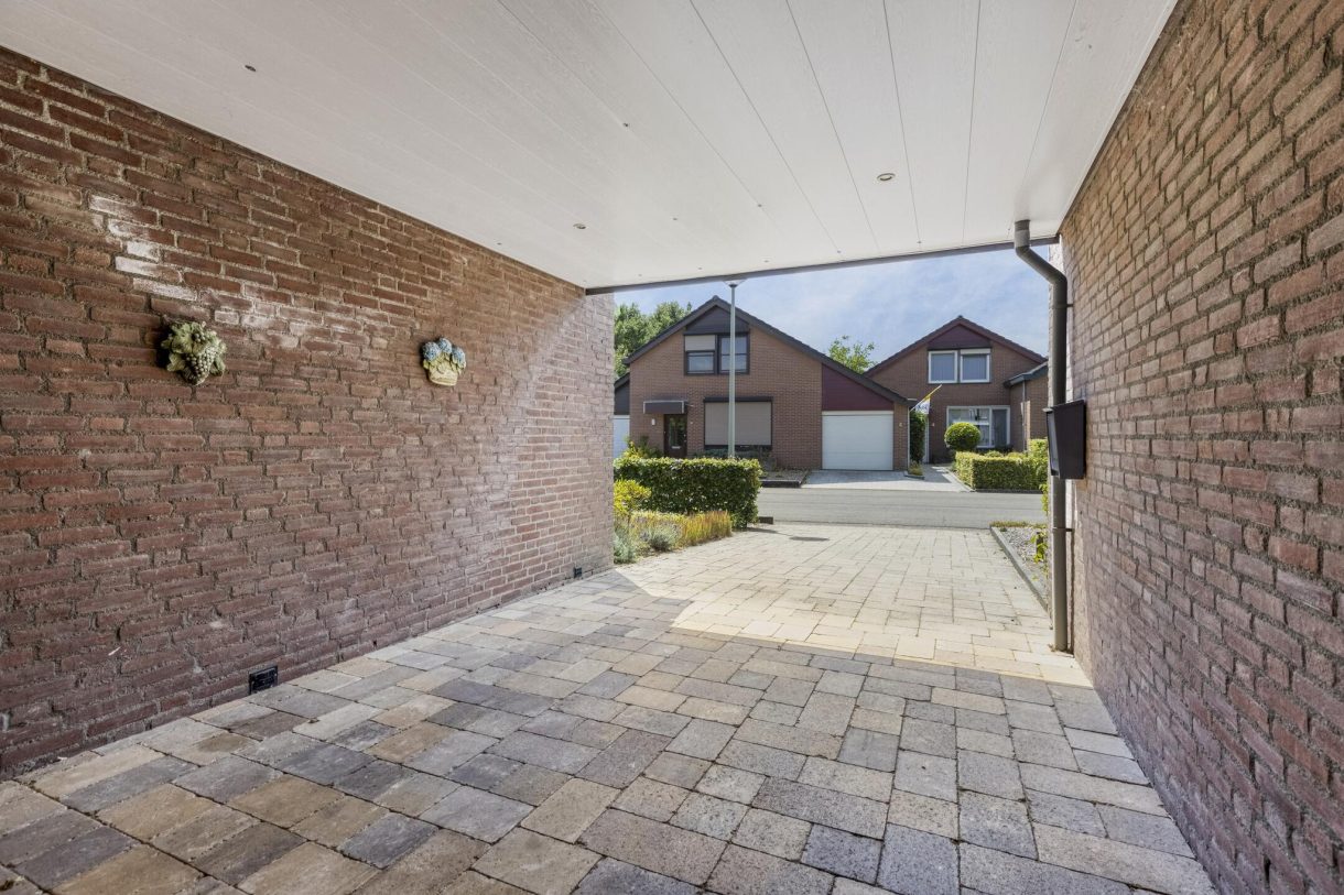 Te koop: Foto Woonhuis aan de Bevelandselaan 7 in Heythuysen