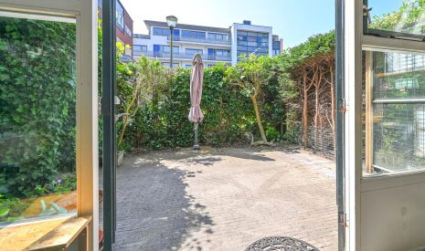 Te koop: Foto Woonhuis aan de Gravinnesteeg 8 in Haarlem