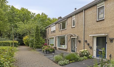 Te koop: Foto Woonhuis aan de Obrechthof 12 in Alphen aan den Rijn