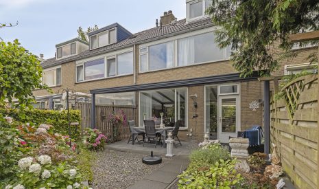 Te koop: Foto Woonhuis aan de Obrechthof 12 in Alphen aan den Rijn