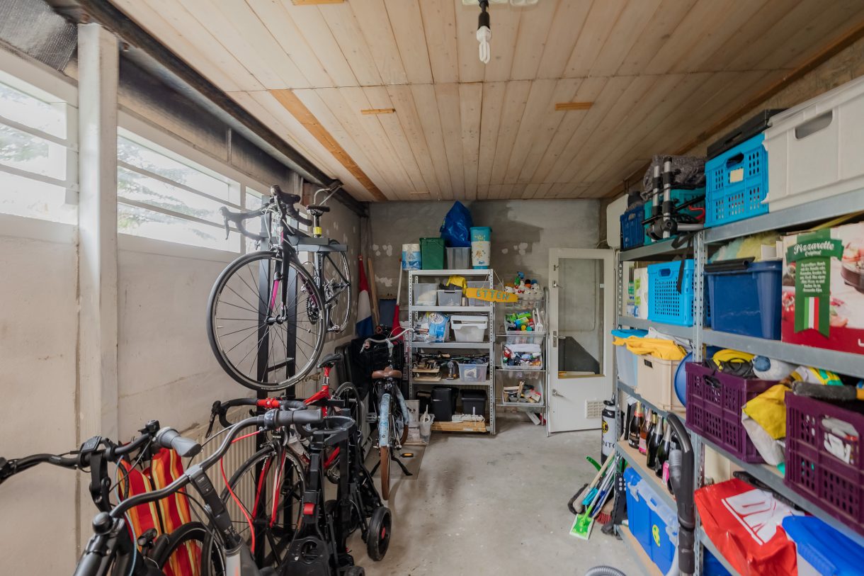 Te koop: Foto Woonhuis aan de Langeweg 86 in Roelofarendsveen