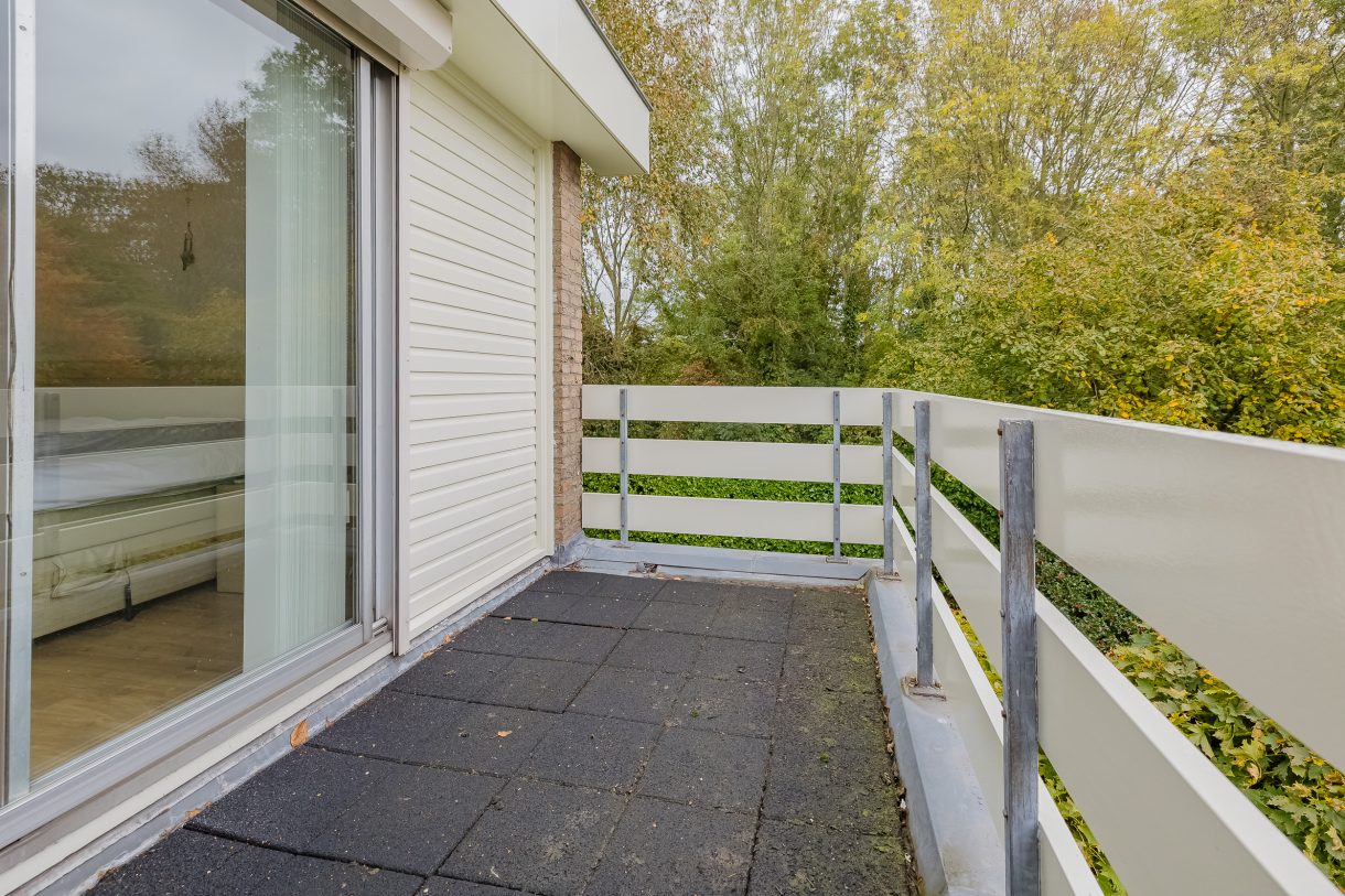 Te koop: Foto Woonhuis aan de Langeweg 86 in Roelofarendsveen