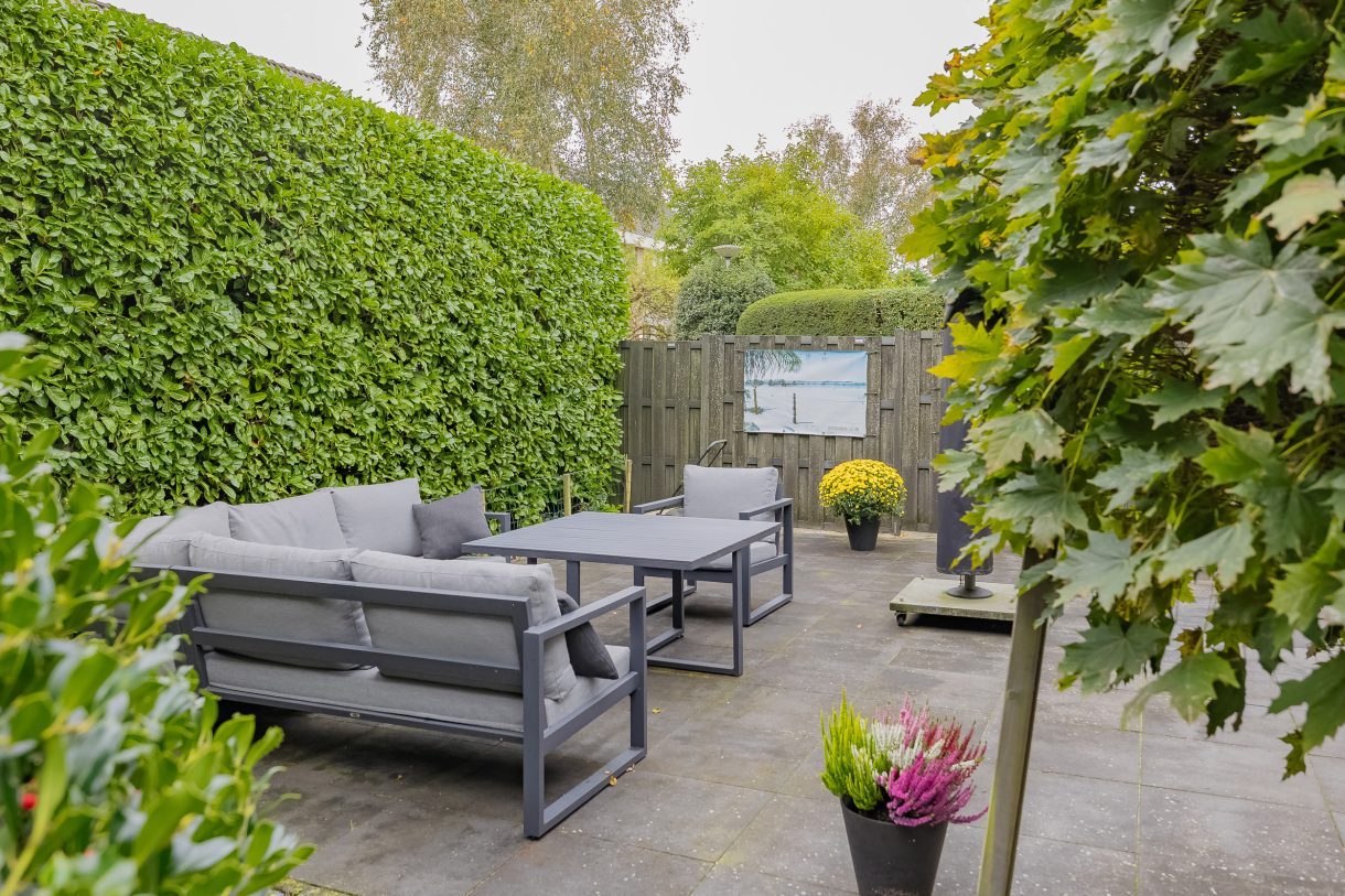 Te koop: Foto Woonhuis aan de Langeweg 86 in Roelofarendsveen