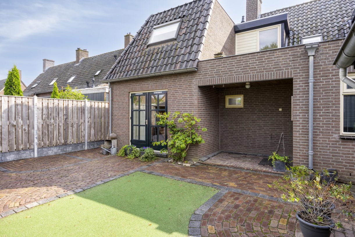 Te koop: Foto Woonhuis aan de Schoolstraat 10 in Zeeland