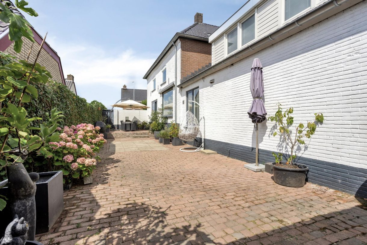 Te koop: Foto Woonhuis aan de Molenstraat 42 in Boven-Leeuwen