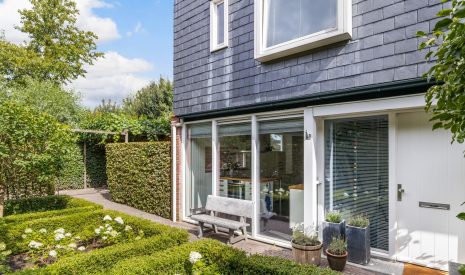 Te koop: Foto Woonhuis aan de Tjeerdsraklaan 1 in Utrecht