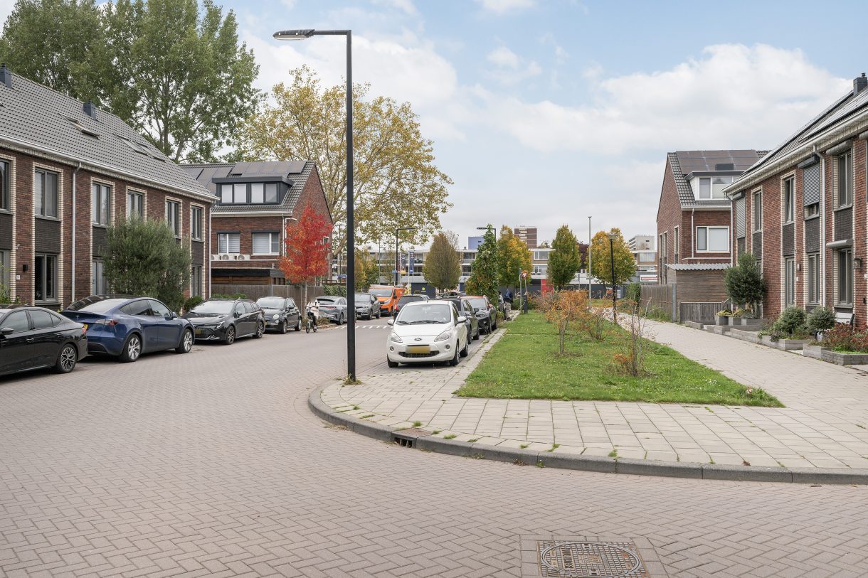 Te koop: Foto Woonhuis aan de Torenvalklaan 13 in Vlaardingen