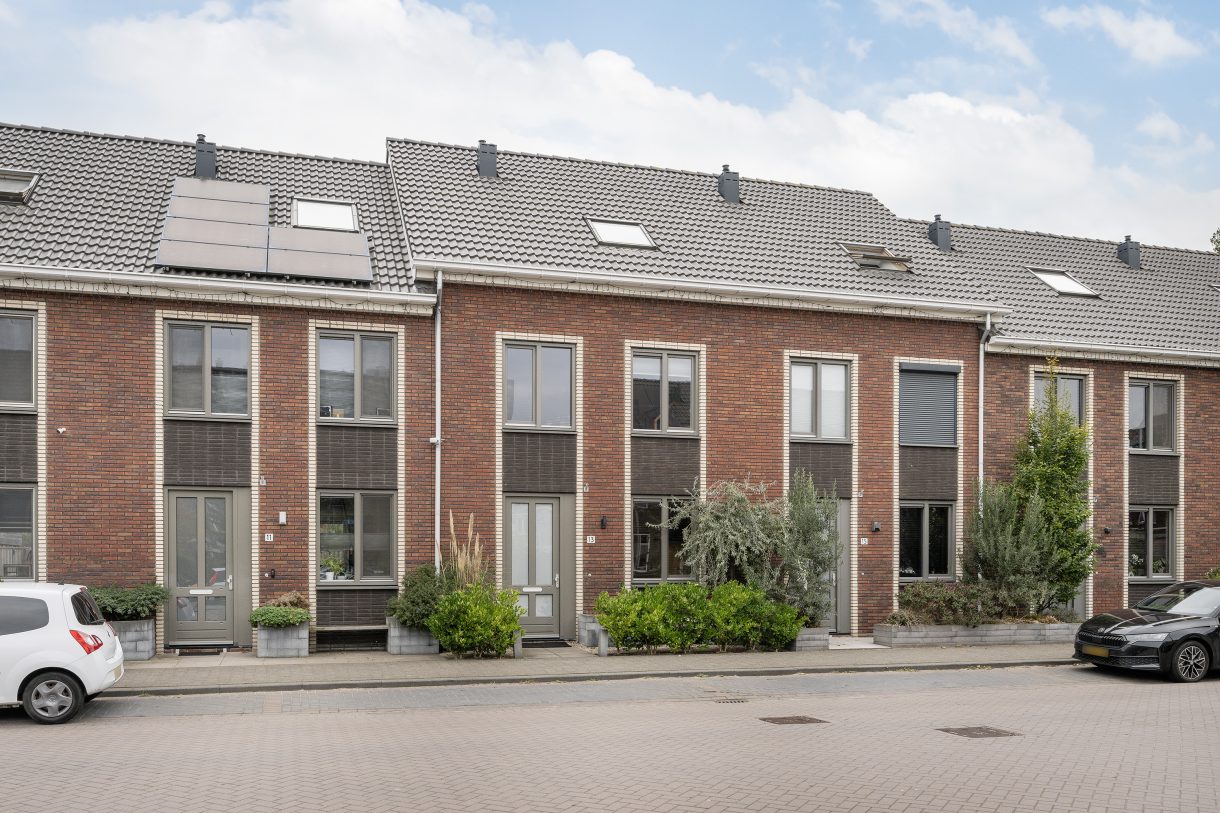 Te koop: Foto Woonhuis aan de Torenvalklaan 13 in Vlaardingen