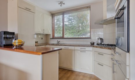 Te koop: Foto Woonhuis aan de Prins Bernhardstraat 61 in Koudekerk aan den Rijn