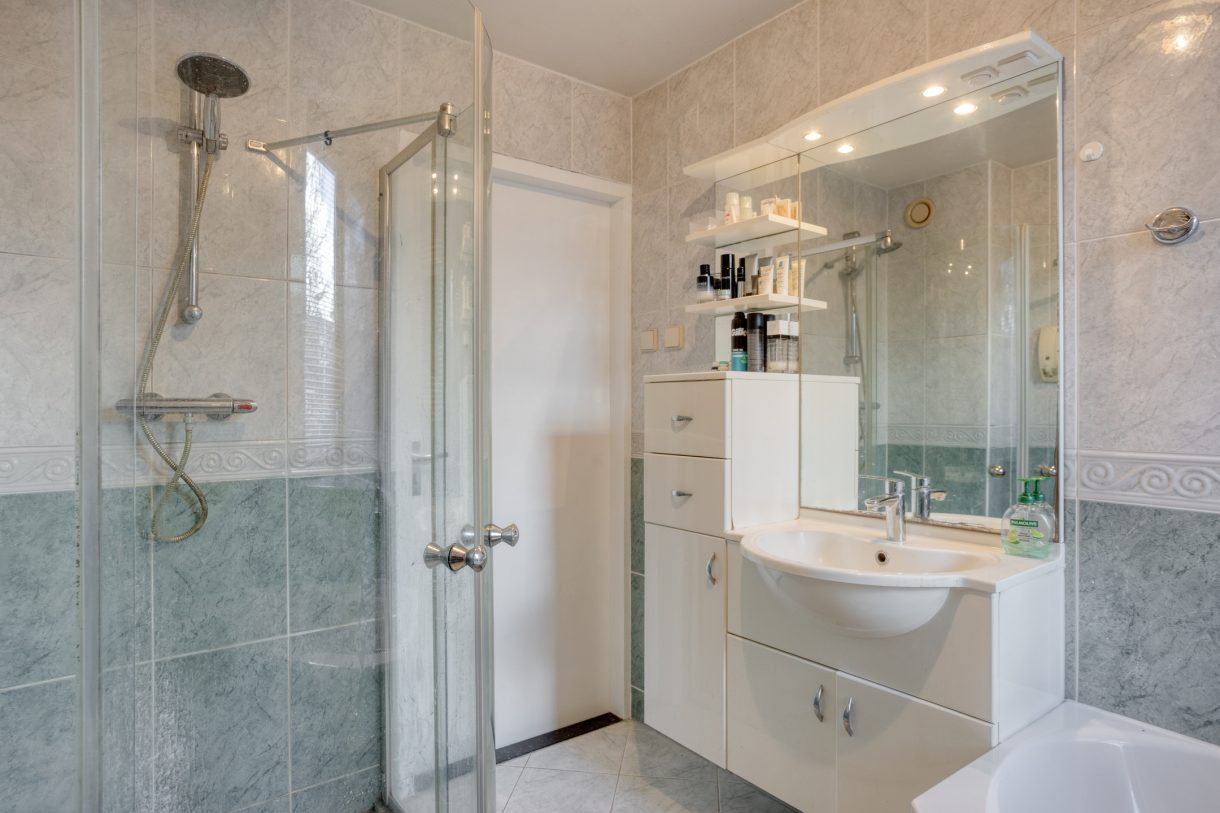 Te koop: Foto Woonhuis aan de Prins Bernhardstraat 61 in Koudekerk aan den Rijn