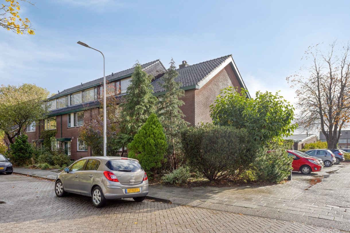 Te koop: Foto Woonhuis aan de Prins Bernhardstraat 61 in Koudekerk aan den Rijn