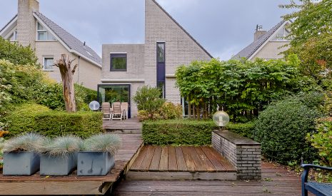 Te koop: Foto Woonhuis aan de Lentekade 15 in Leiderdorp