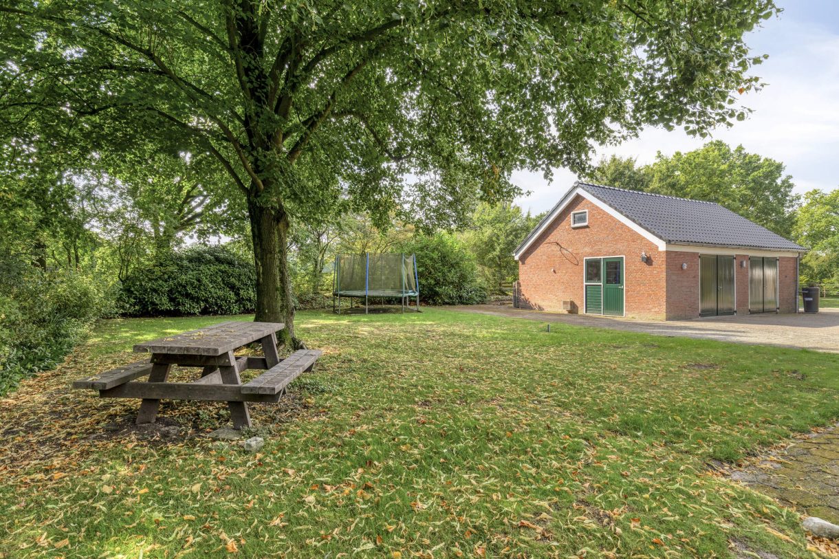 Te koop: Foto Woonhuis aan de de Ring 31 in Leutingewolde