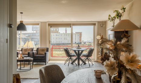 koop  's-Gravenhage  Zeeruststraat 82 – Hoofdfoto