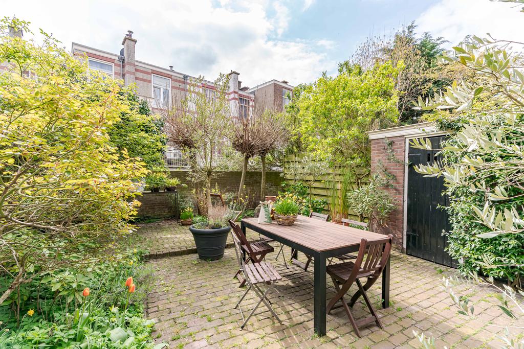 Te koop of huur: Foto Woonhuis aan de Frankenstraat 6 in 's-Gravenhage