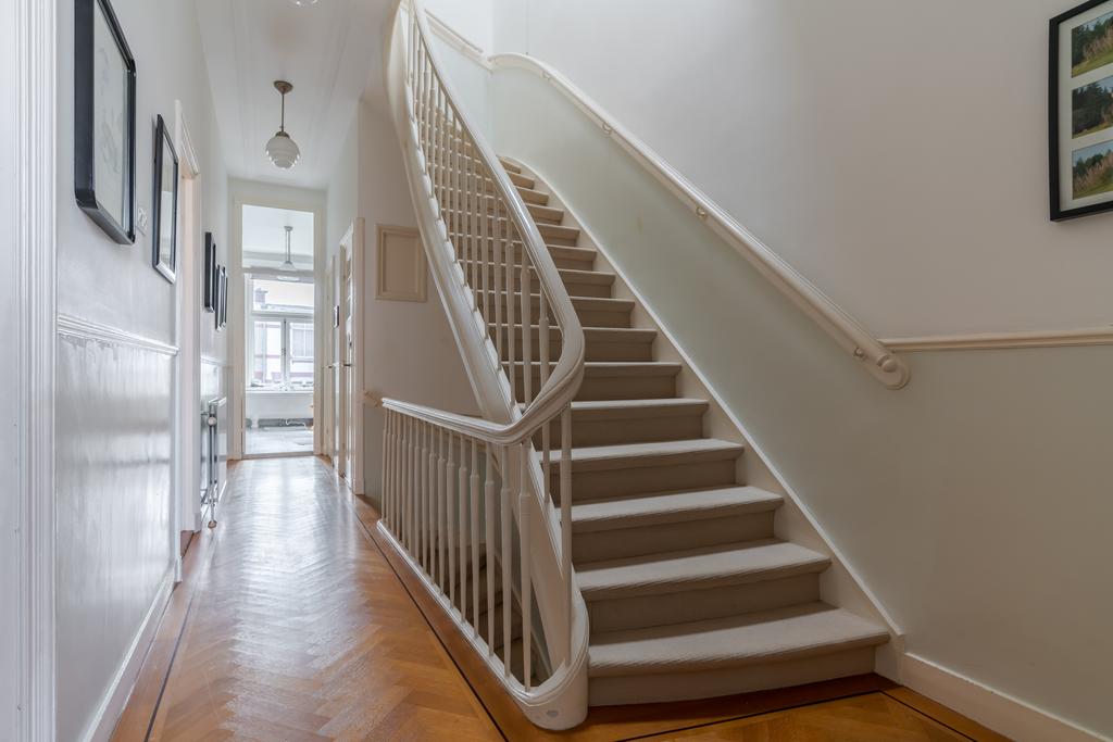 Te koop of huur: Foto Woonhuis aan de Frankenstraat 6 in 's-Gravenhage