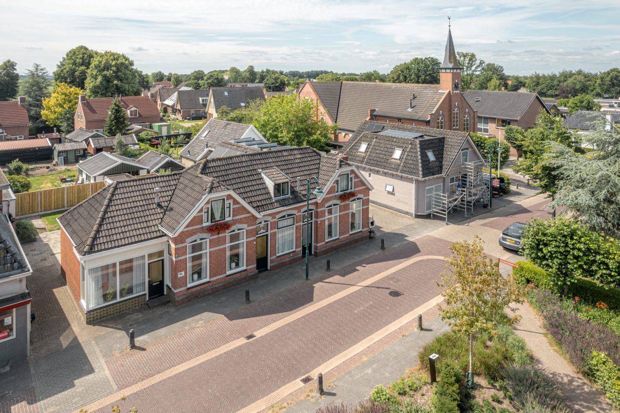 Te koop: Foto Woonhuis aan de Buorren 23 in Oudega