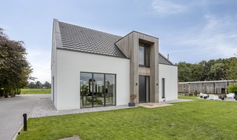 Te koop: Foto Woonhuis aan de Rouwstraat 1 in Odiliapeel
