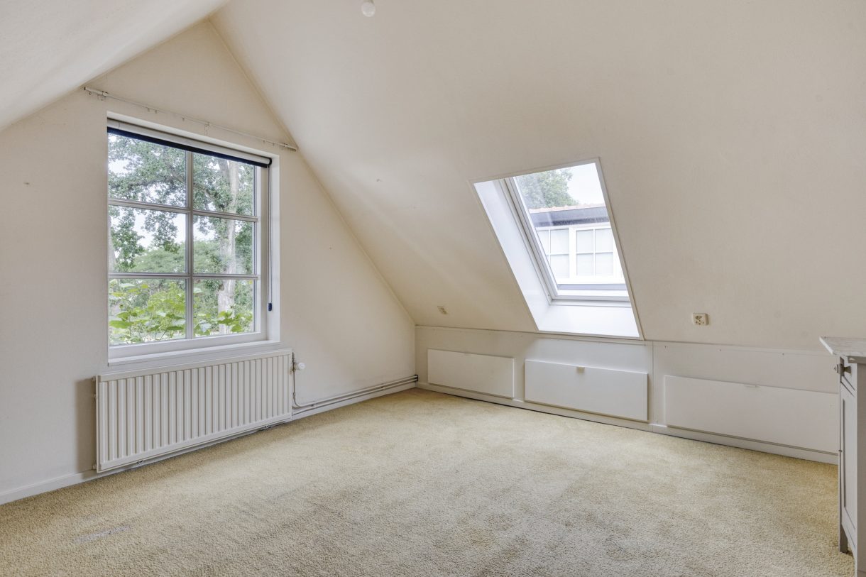 Te koop: Foto Woonhuis aan de Rijksstraatweg 143 in Elst Ut