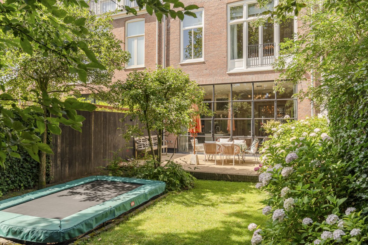 Te koop: Foto Woonhuis aan de Jan van Nassaustraat 11 in 's-Gravenhage