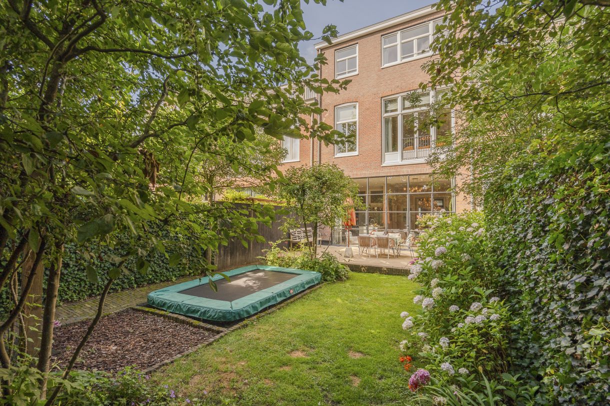 Te koop: Foto Woonhuis aan de Jan van Nassaustraat 11 in 's-Gravenhage