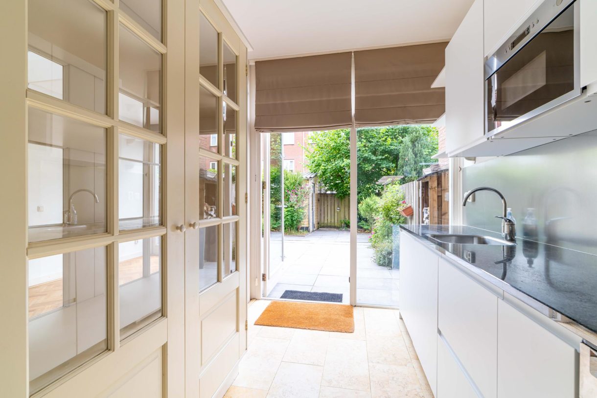 Te koop of huur: Foto Woonhuis aan de Van Hoornbeekstraat 8A in 's-Gravenhage