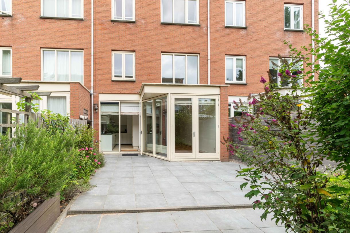 Te koop of huur: Foto Woonhuis aan de Van Hoornbeekstraat 8A in 's-Gravenhage