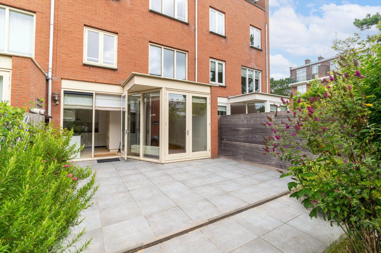 Te koop of huur: Foto Woonhuis aan de Van Hoornbeekstraat 8A in 's-Gravenhage