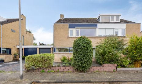 Te koop: Foto Woonhuis aan de Den Tollstraat 46 in Koudekerk aan den Rijn