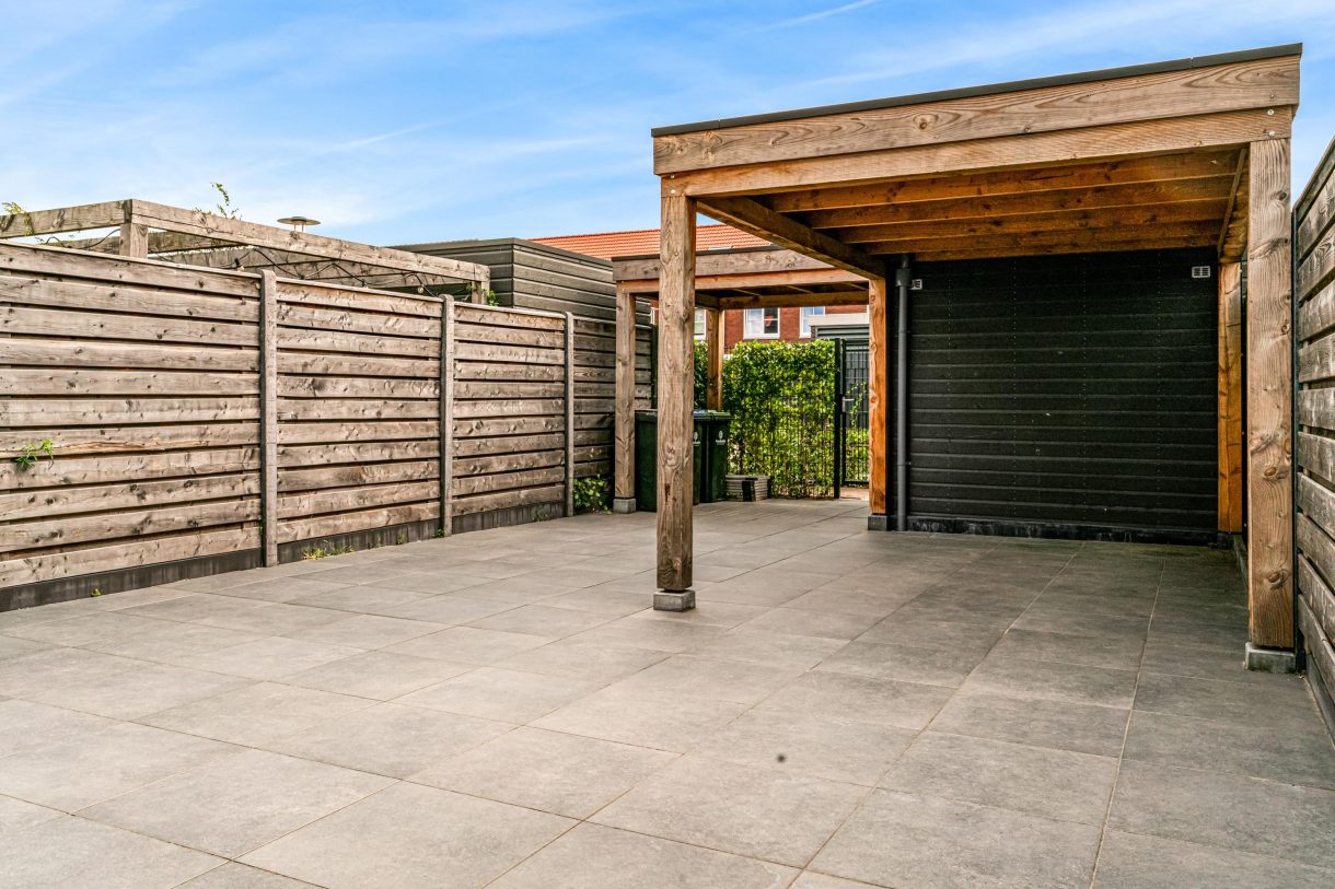 Te koop: Foto Woonhuis aan de Rozenhofstraat 6 in Hoef En Haag